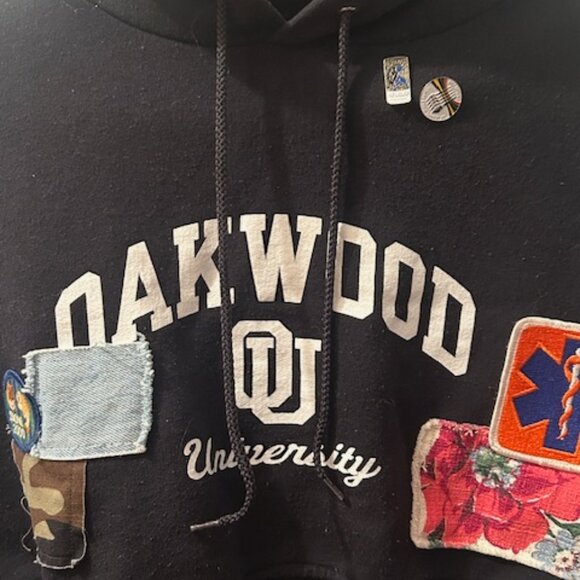 Riley 1880 All Patched Up College Showgirl Oakwood Special Edition Hoodie NEW XS - Picture 4 of 15